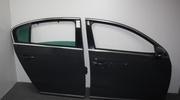 Двері передні VW Passat B7 1,8 TSI 2012