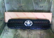 Решётка радиатора Toyota Rav 4 
