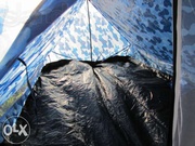 Продам палатку двухместную походную камуфляжную
