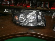 ліва фара для автомобіля Skoda Fabia 2007 року випуску.