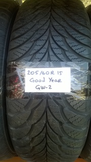 205/60 R15 Good Year GW-2