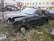  кузов зі складовими автомобіля Mercedes Е-Сlass "універсал"