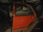 ліві задні двері для автомобіля Volkswagen Golf II. Тип кузова "седан".