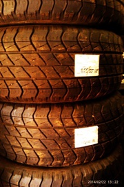 Продам пару шин  б/у  лето R18 255/55  Goodyear