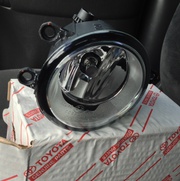 Противотуманка Toyota Camry 50 противотуманная фара Камри 50