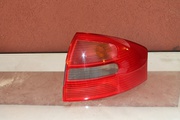 Задняя правая фара Audi A6 (4B C5)